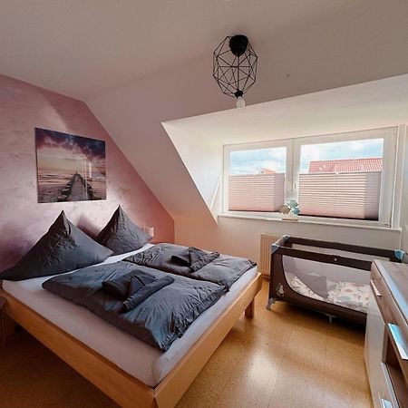 Ferienwohnung Koeoek II - Der Strand Ist Zum Greifen Nah.... Нойгарлінгерзіль Екстер'єр фото