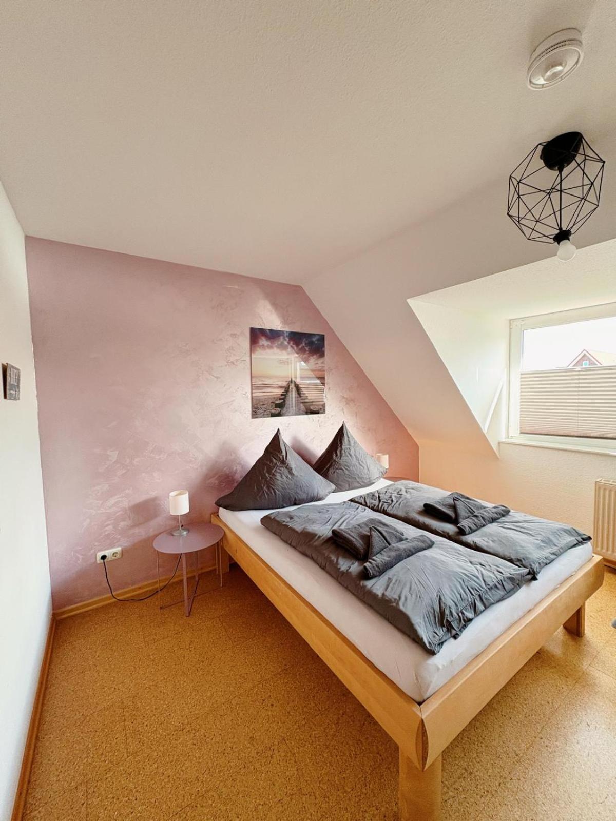 Ferienwohnung Koeoek II - Der Strand Ist Zum Greifen Nah.... Нойгарлінгерзіль Екстер'єр фото