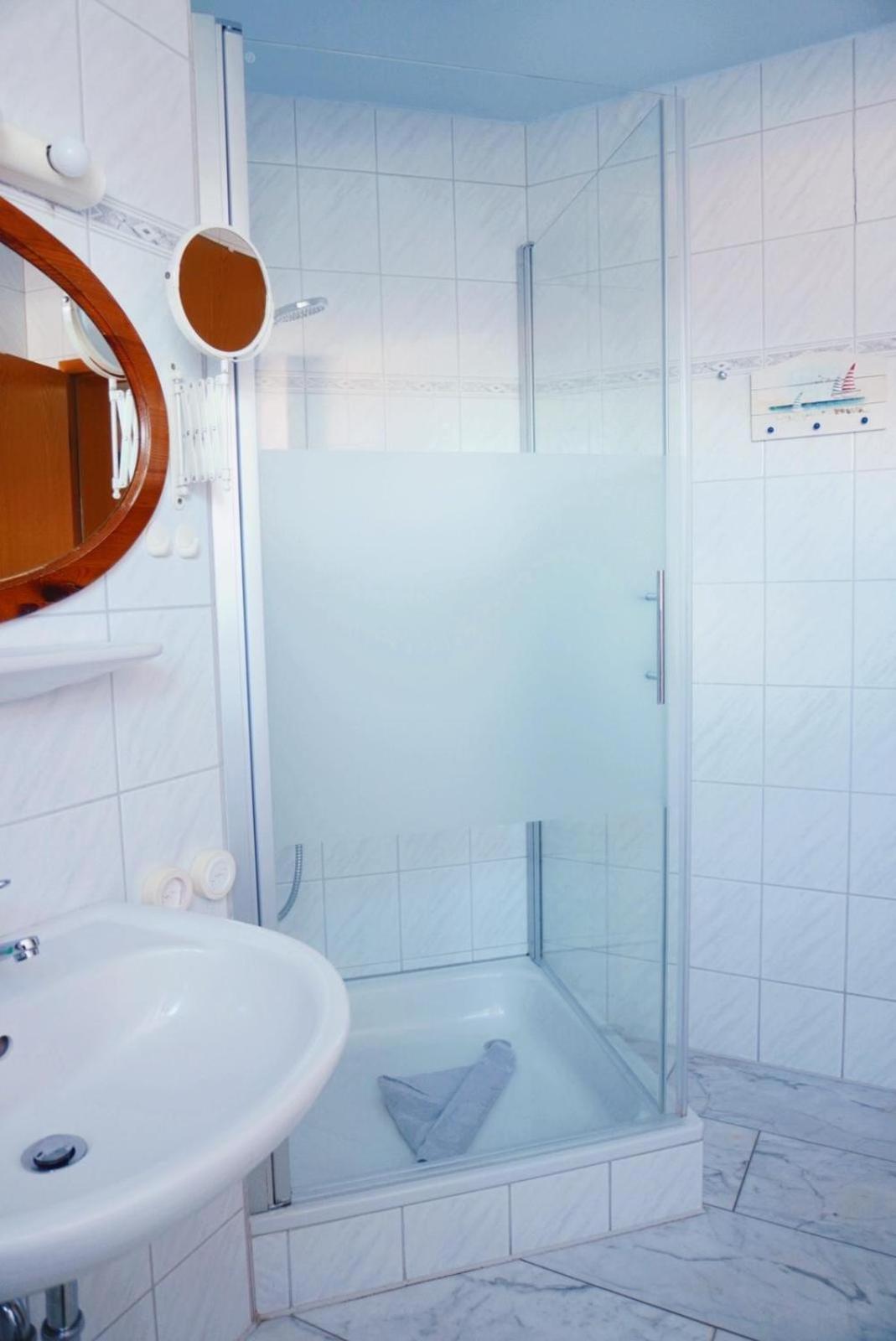 Ferienwohnung Koeoek II - Der Strand Ist Zum Greifen Nah.... Нойгарлінгерзіль Екстер'єр фото