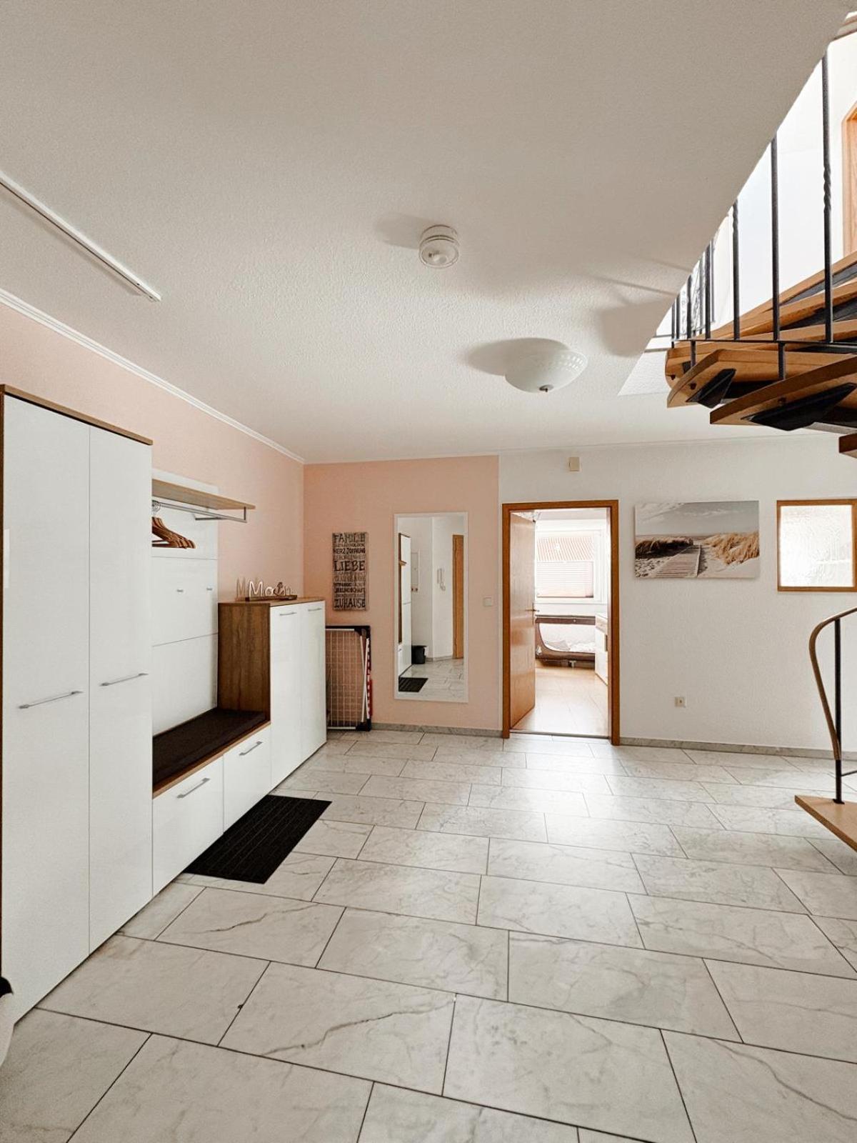 Ferienwohnung Koeoek II - Der Strand Ist Zum Greifen Nah.... Нойгарлінгерзіль Екстер'єр фото